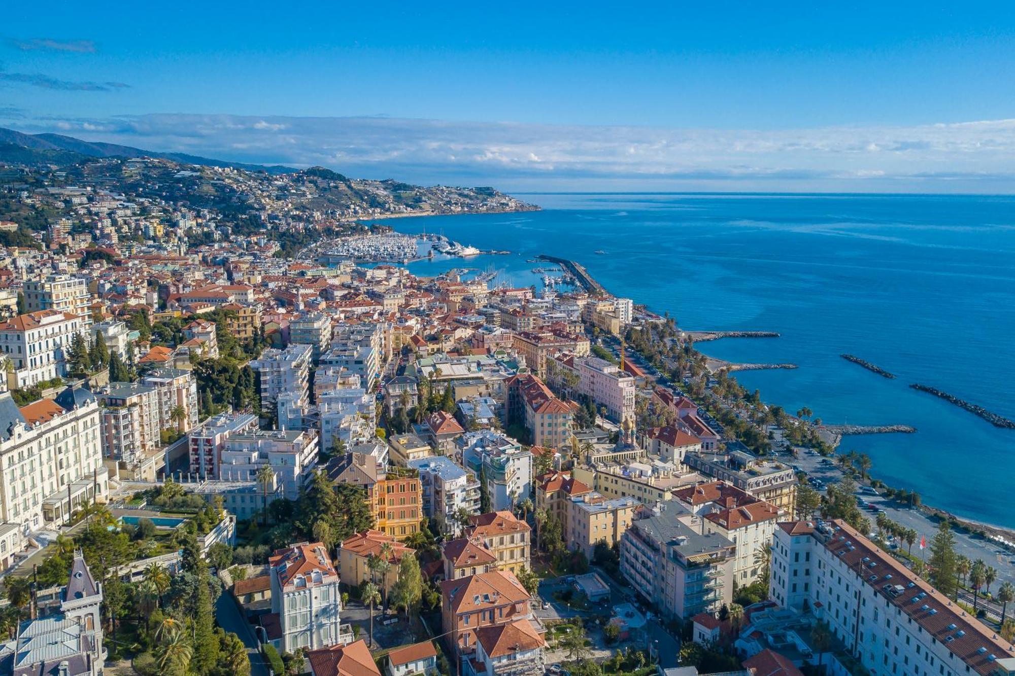 Casa Felice - Happy Rentals Санремо Экстерьер фото